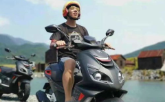 小摩托林逗逗,小摩托上的自由与梦想